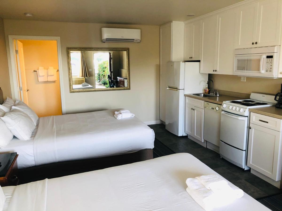 Moonlight Beach Motel เอนซินีทัส ภายนอก รูปภาพ